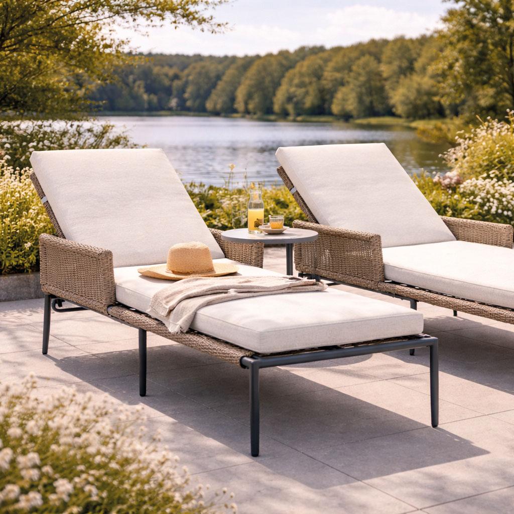 Sunbeds and loungers